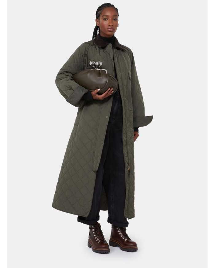 MAXMARA WEEKEND Pasticcino MILVANEW medium in nappa lucida