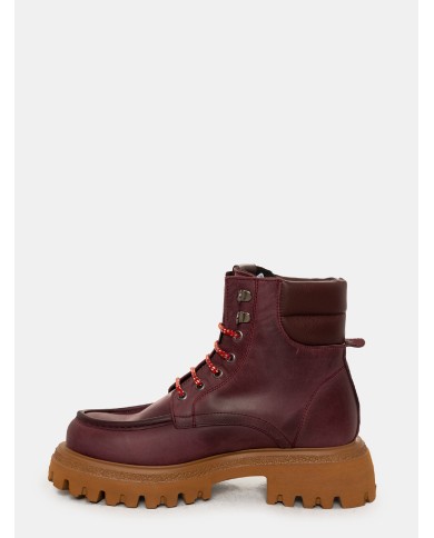 CHIARA LUCIANI Anfibio allacciato