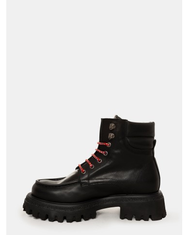 CHIARA LUCIANI Anfibio allacciato