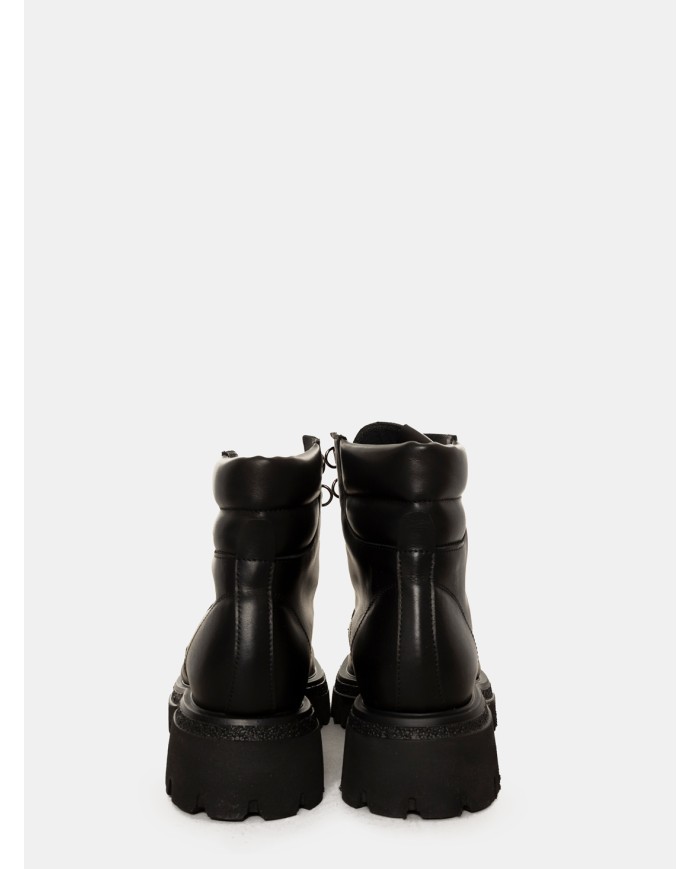 CHIARA LUCIANI Anfibio allacciato