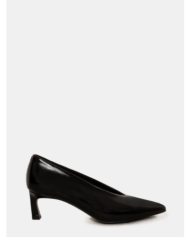 HALMANERA Decolletè in vernice