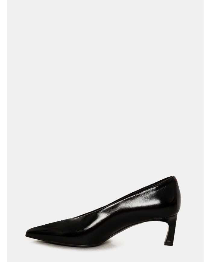 HALMANERA Decolletè in vernice