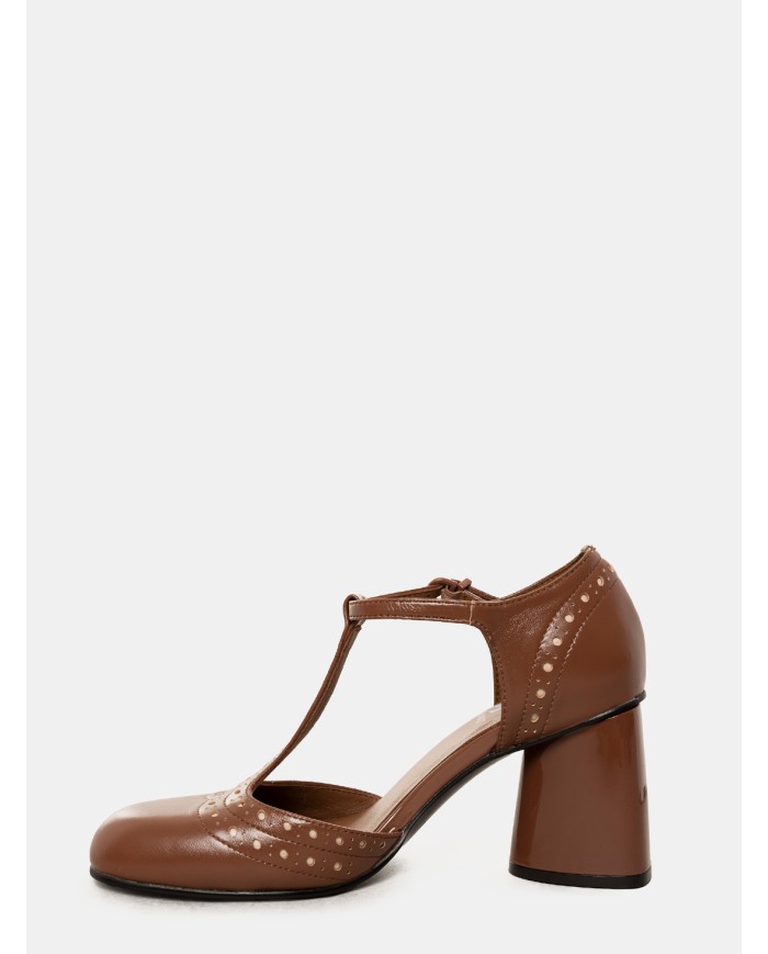 JEANNOT Sandalo a T in vernice