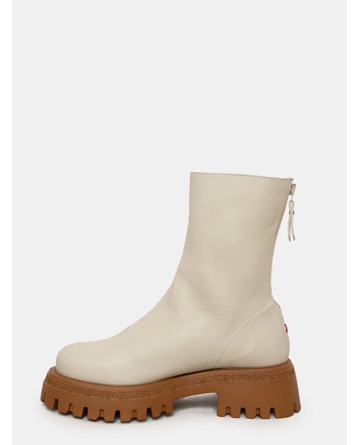 CHIARA LUCIANI Anfibio in pelle