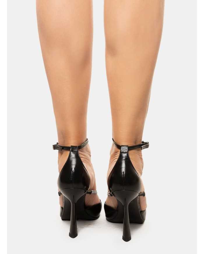 NICOLE BONNET Decolletè in vernice