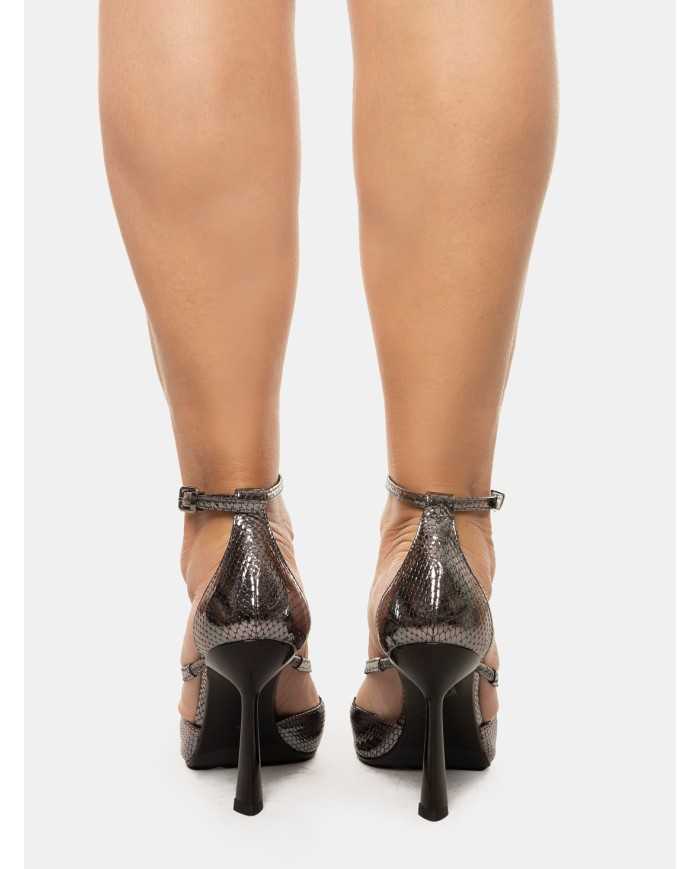 NICOLE BONNET Decolletè laminato