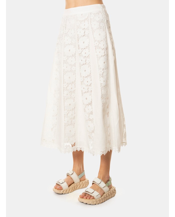 BERENICE. Gonna in lino