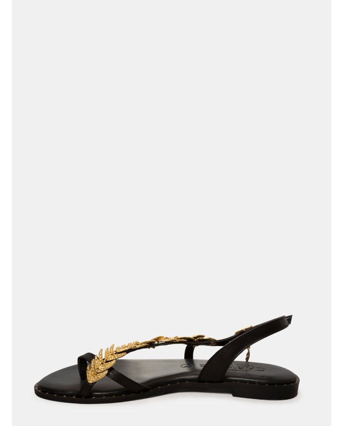 CARYATIS Sandalo flat con accessorio