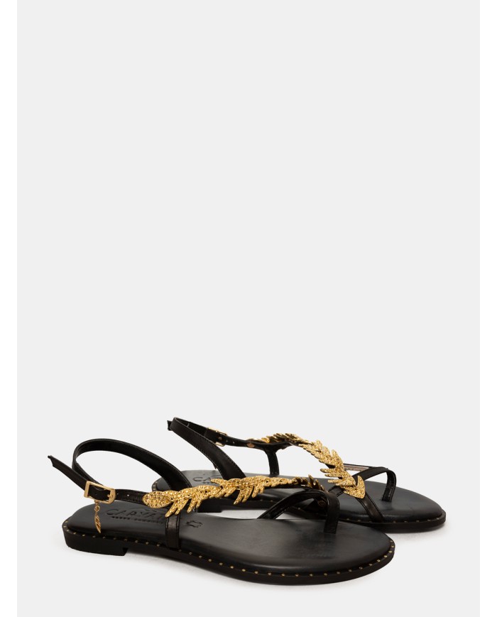 CARYATIS Sandalo flat con accessorio