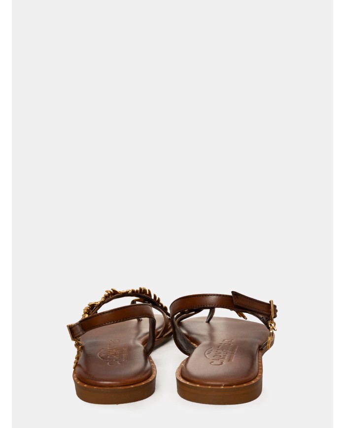 CARYATIS Sandalo flat con accessorio