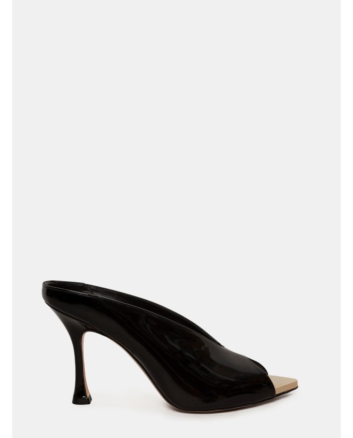 FRANCESCO SACCO Sandalo Mule in vernice